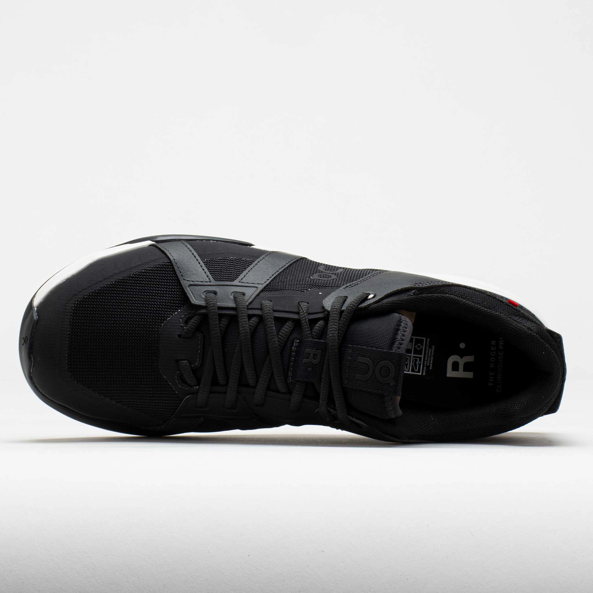 On The Roger Clubhouse Pro Men's  Black/White easy - to - carry running in sloped tracks shoes
