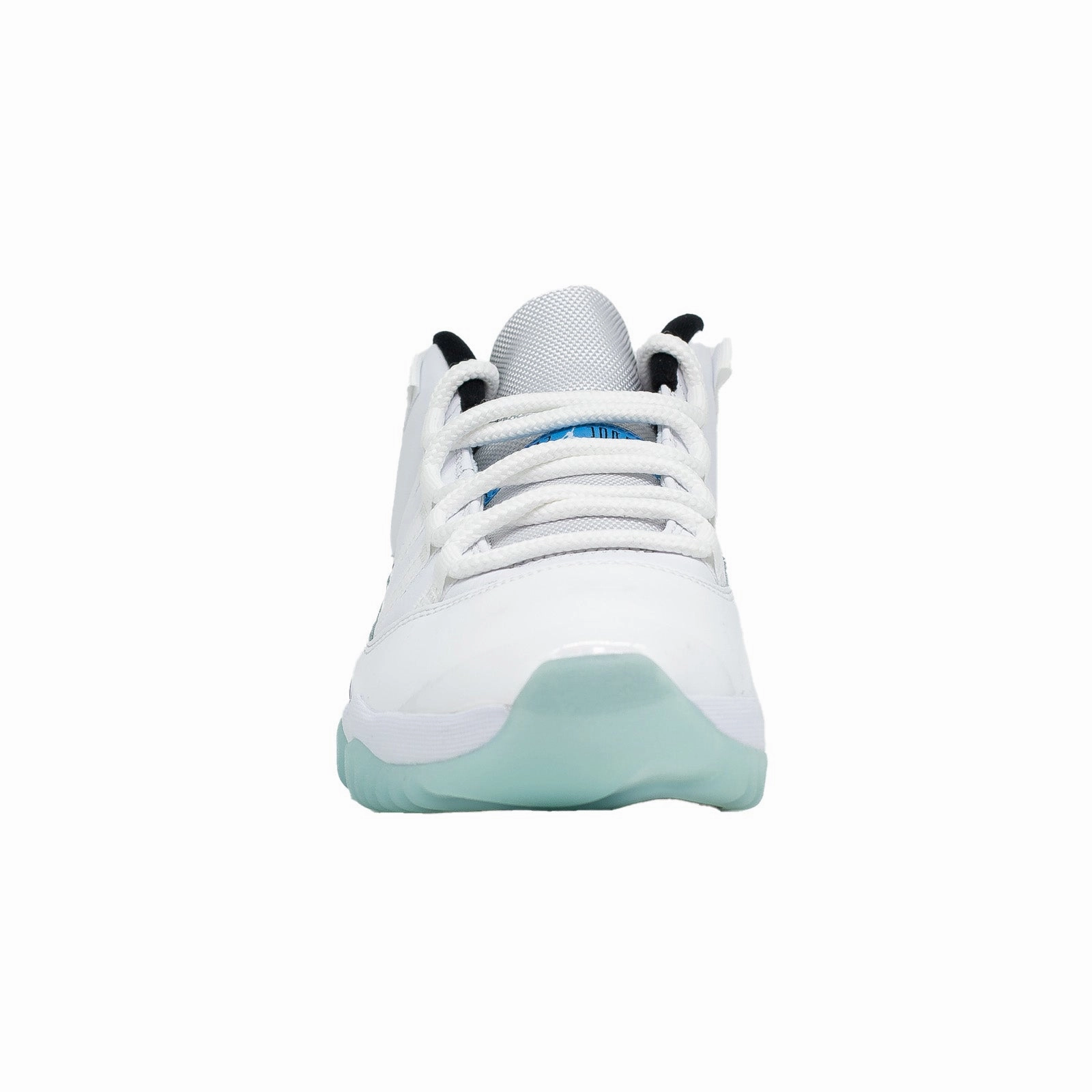 exercise routine Air Jordan 11 Low, Legend Blue