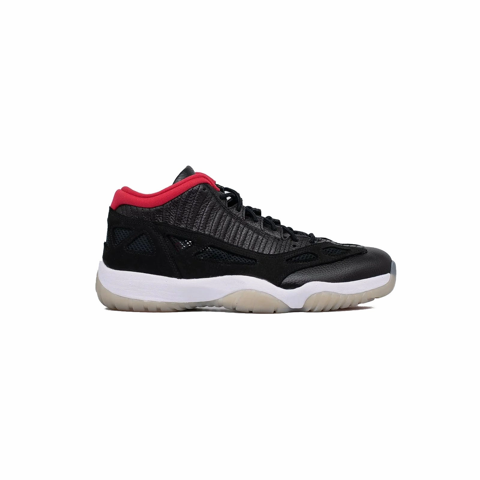 Air Jordan 11 Low, IE Bred (2021) tapered running shoes