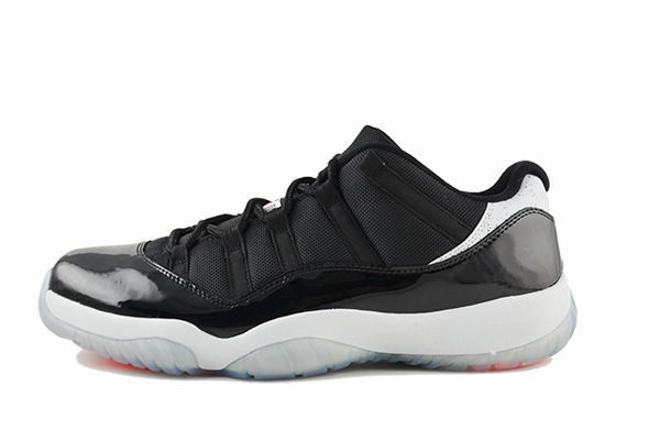 Air Jordan 11 Low "Infrared 23" running for family bonding
