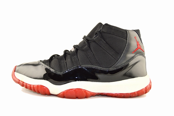 Air Jordan 11 "Bred" (2001) foldable running shoes