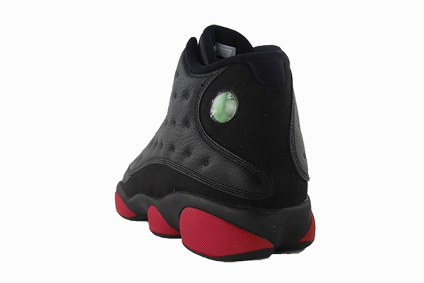running for a way to stay resilient Air Jordan 13 "Dirty Bred"
