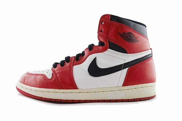 travelers' shoes modern - style running shoes Air Jordan 1 "Chicago" 1994