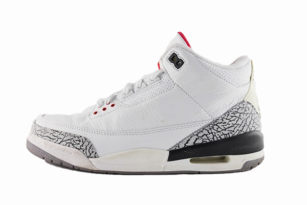 Air Jordan 3 "White Cement" (2003) narrow - toe - box shoes