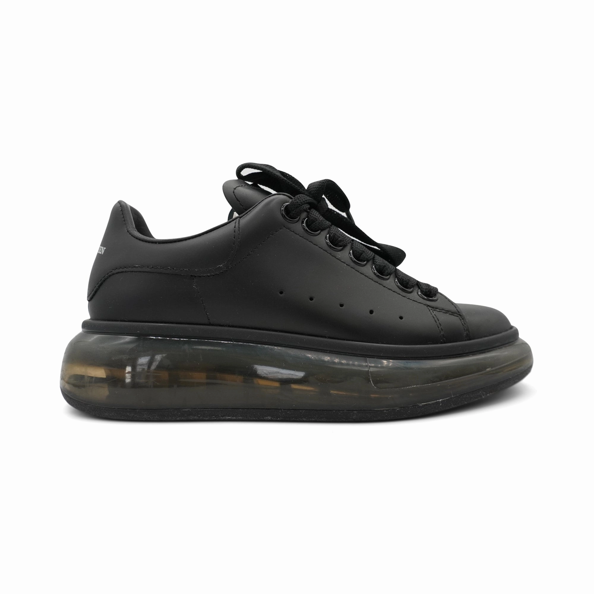 Lean Build Shockproof Alexander McQueen 'Larry' Sneakers - Women's 36