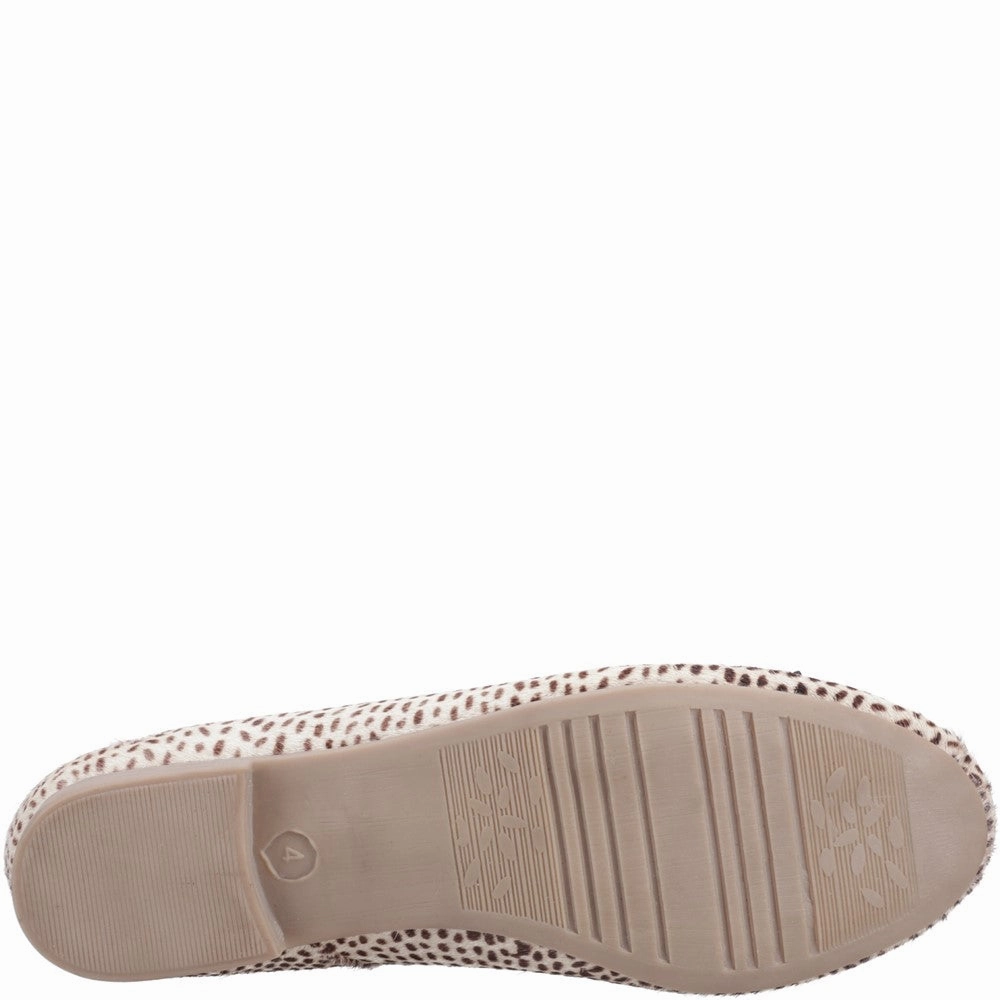 Hush Puppies Naomi Suede Ballet Shoes Peach Soft Grab Quick