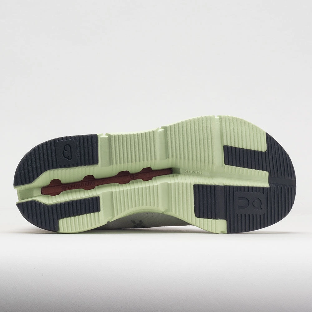 yoga practitioners' shoes On Cloudnova Women's  White/Limelight