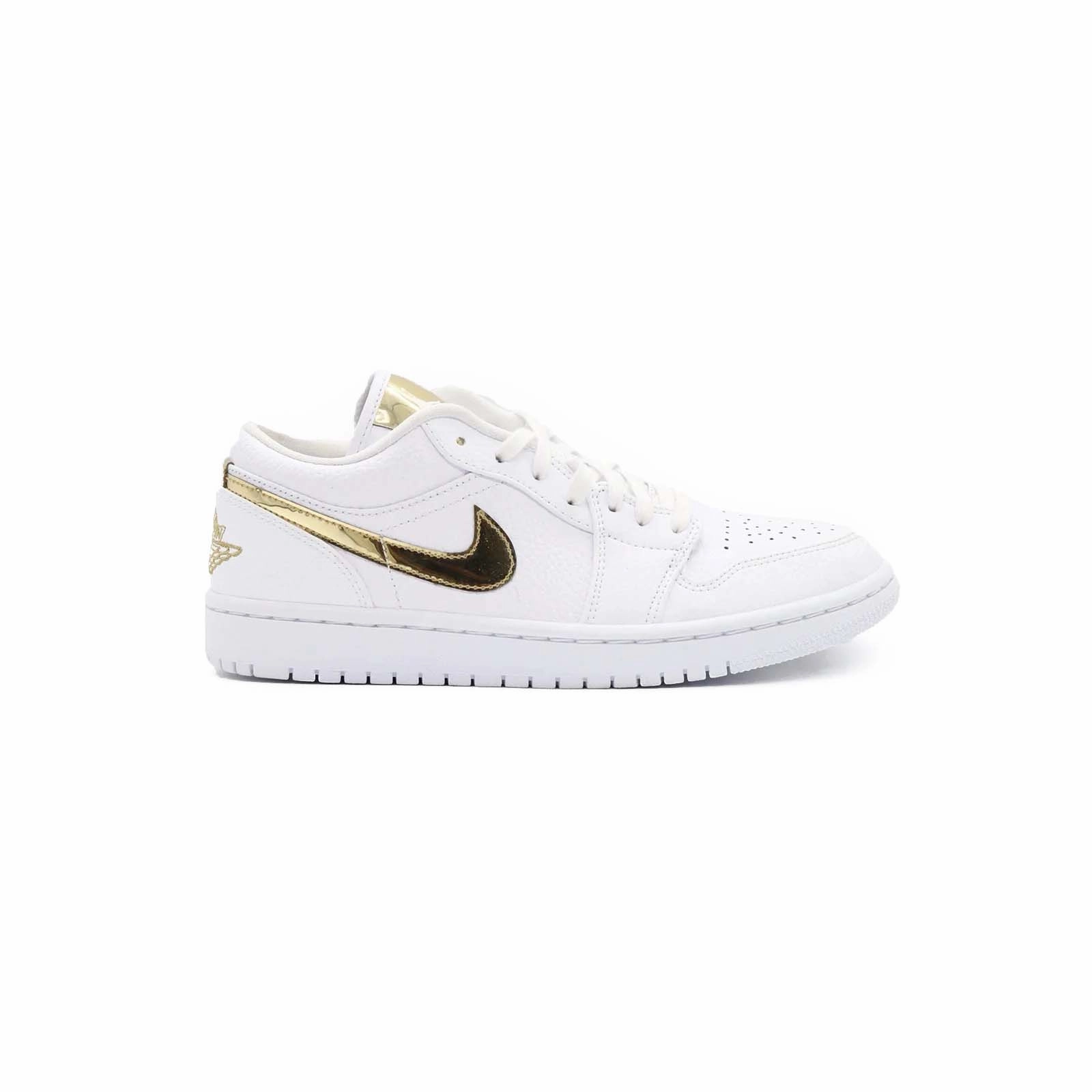 all - terrain - feature shoes Women's Air Jordan 1 Low, White Metallic Gold