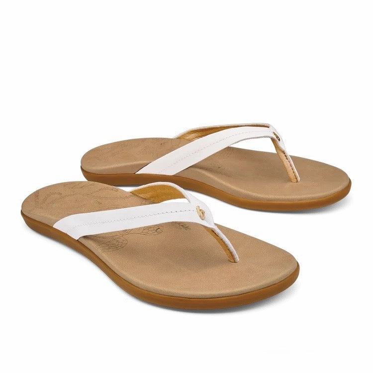 Women's Honu Flip Flop Sandal-Bright White/Golden Sand Sleek Travel Footwear Low Heel