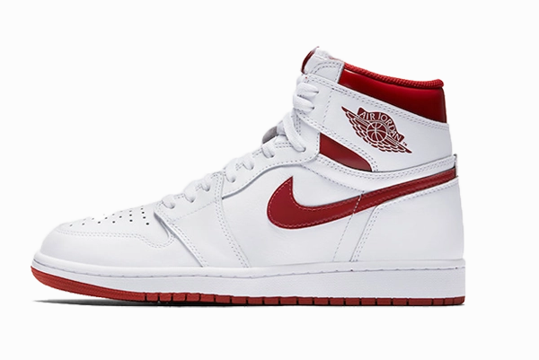 Air Jordan 1 HI OG "Metallic Red" hiker