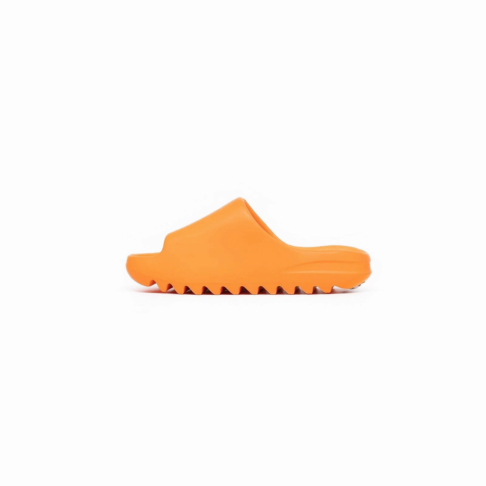 Yeezy Slides (Kids), Enflame Orange Training