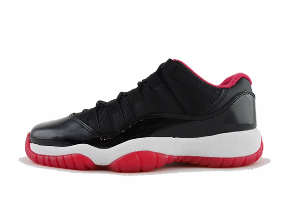 Amateur - runner Air Jordan 11 Low (GS) "Bred"