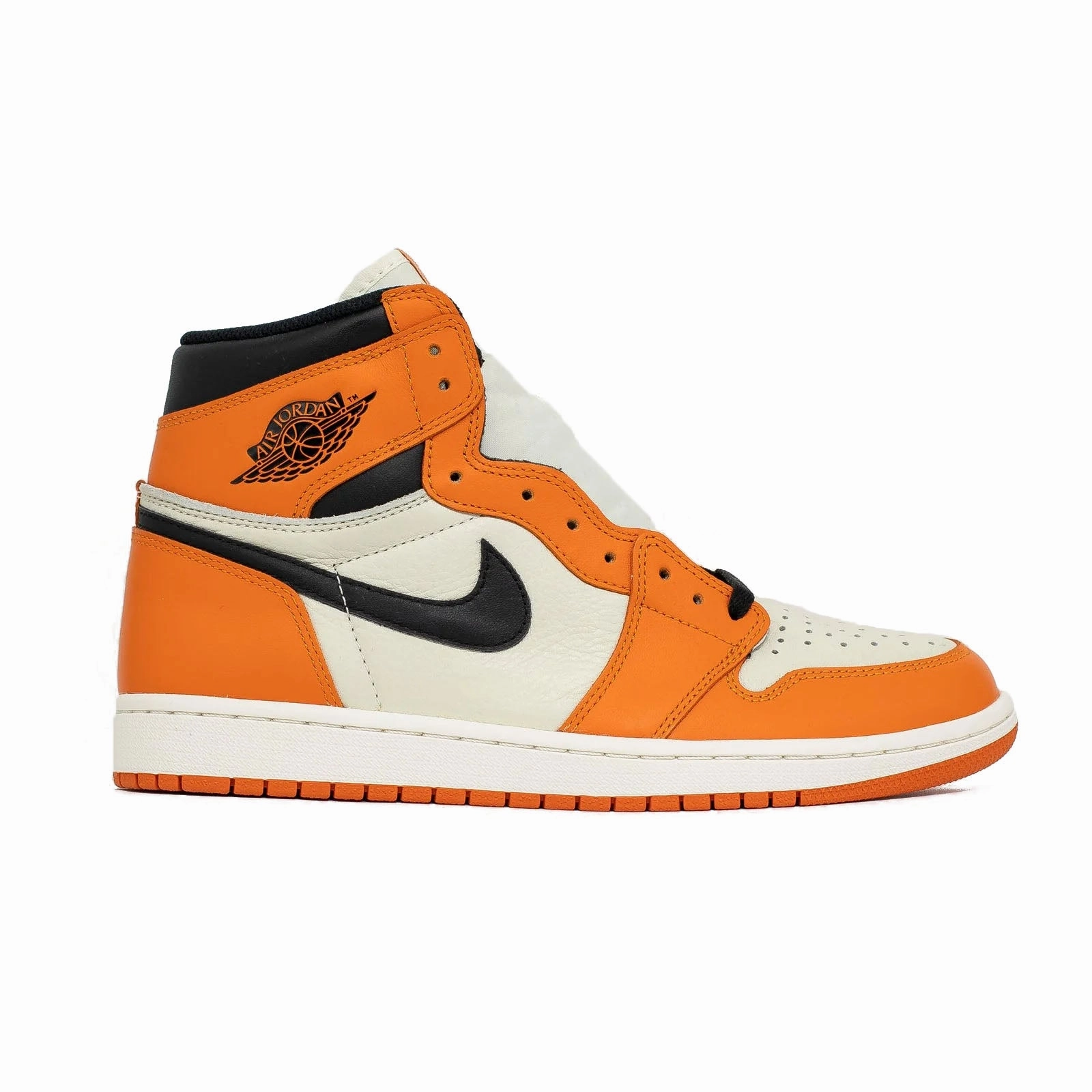 running during a foggy day Air Jordan 1 High, Shattered Backboard Away