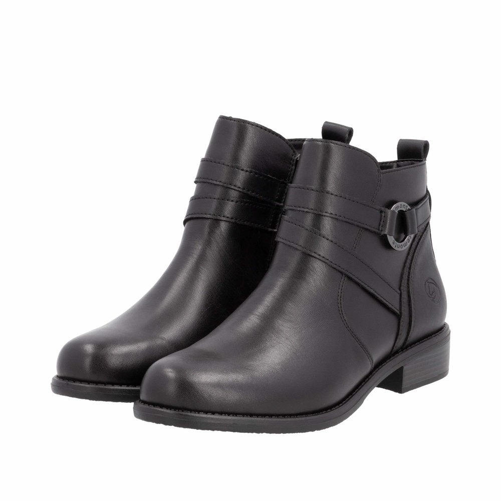 Easy Maintenance Soft Lining D0F77-00 Ankle Side Zip Black