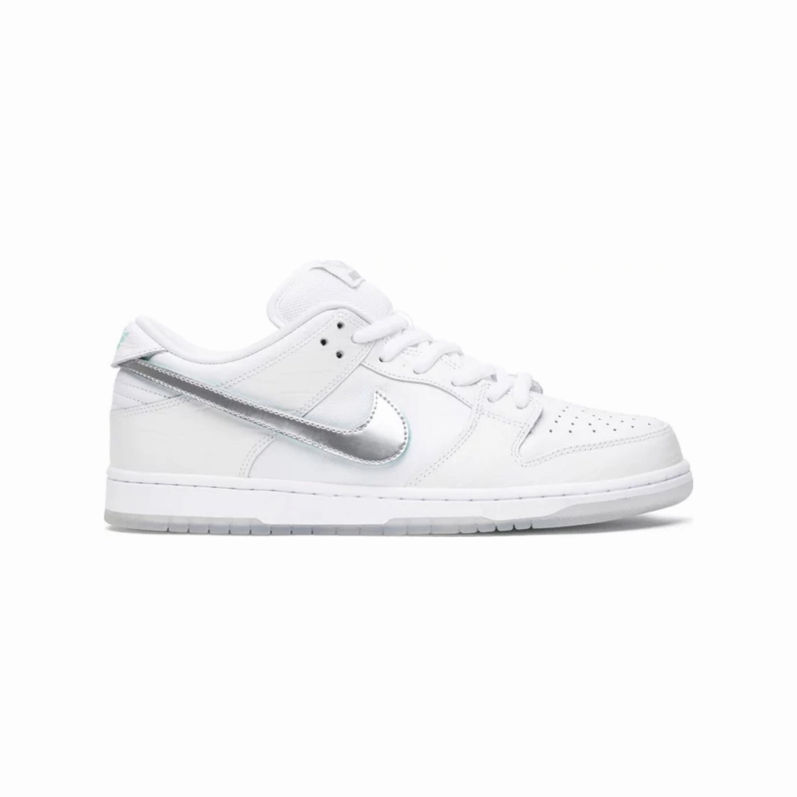 Diamond Supply Co. x Dunk Low Pro SB Athletic Performance