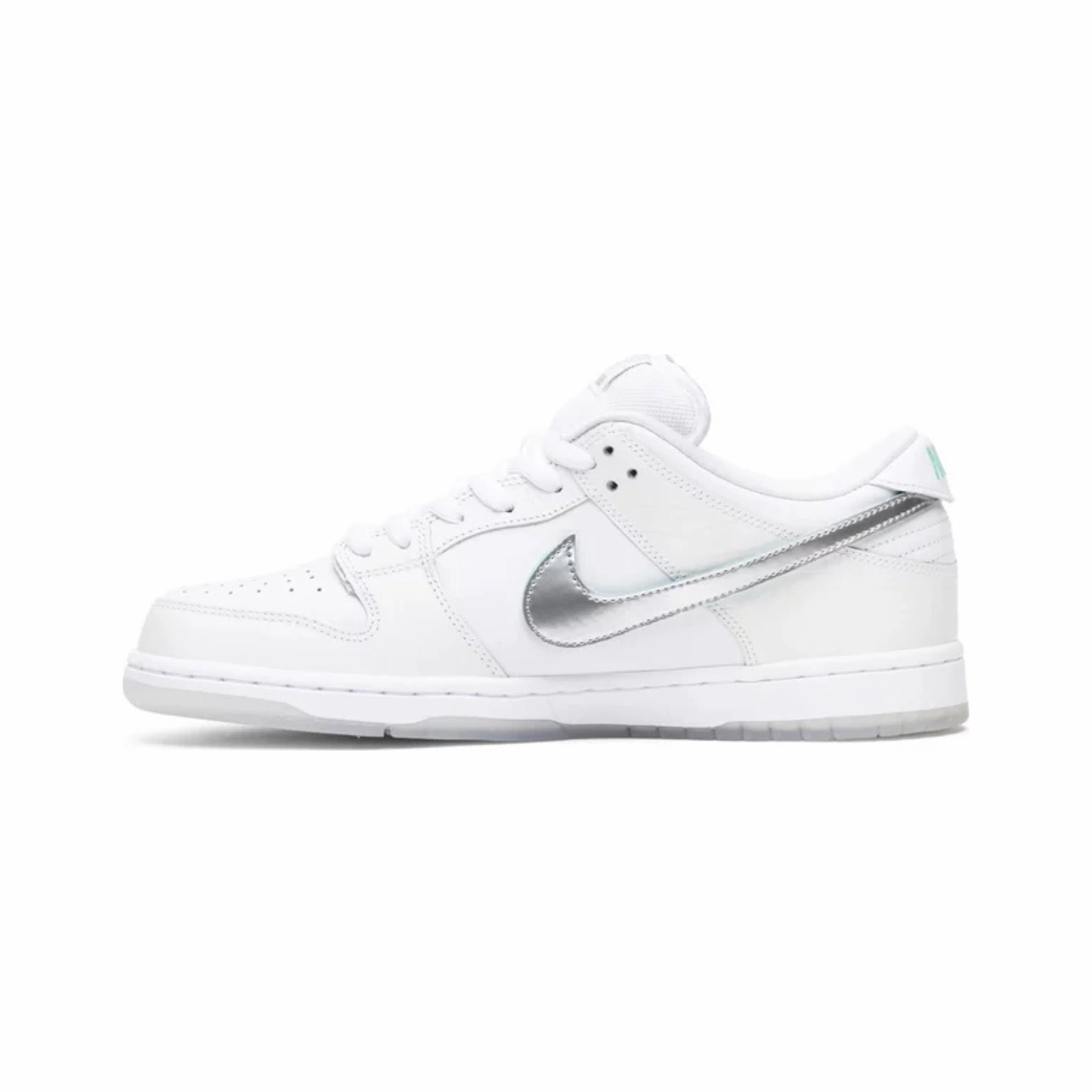 Easy Walk Stylish Stripes Diamond Supply Co. x Dunk Low Pro SB