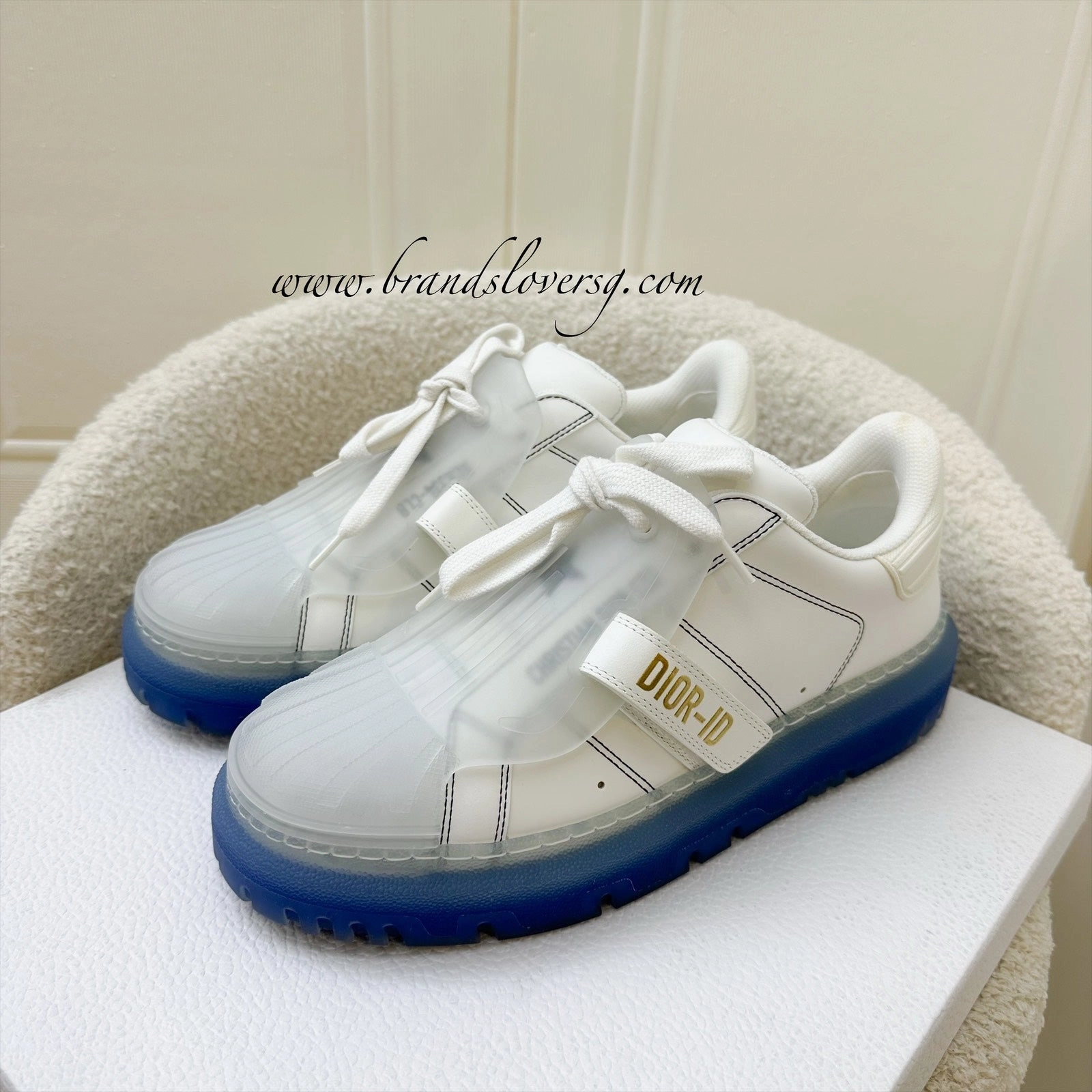 Easy Go All Day Comfort Engineering Dior Dior-ID Sneakers in White and Blue Sz 37
