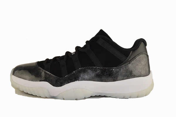 Air Jordan 11 Low "Barons" Stable Structure