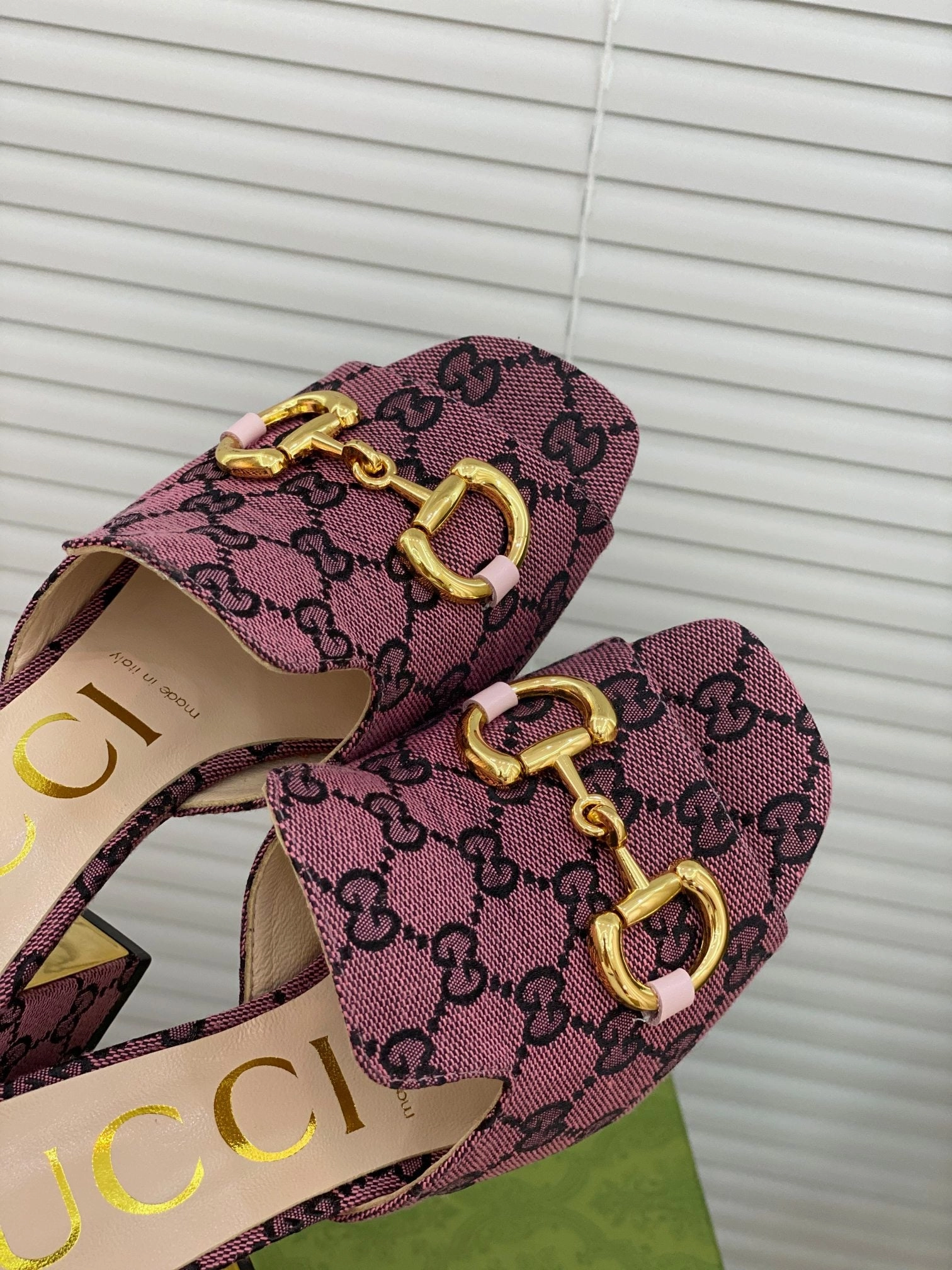 Designer Touch SE504  Size 5-10 Heels:7.5cm Material: Cowhide Lining: Sheep skin Sole: Italian leather