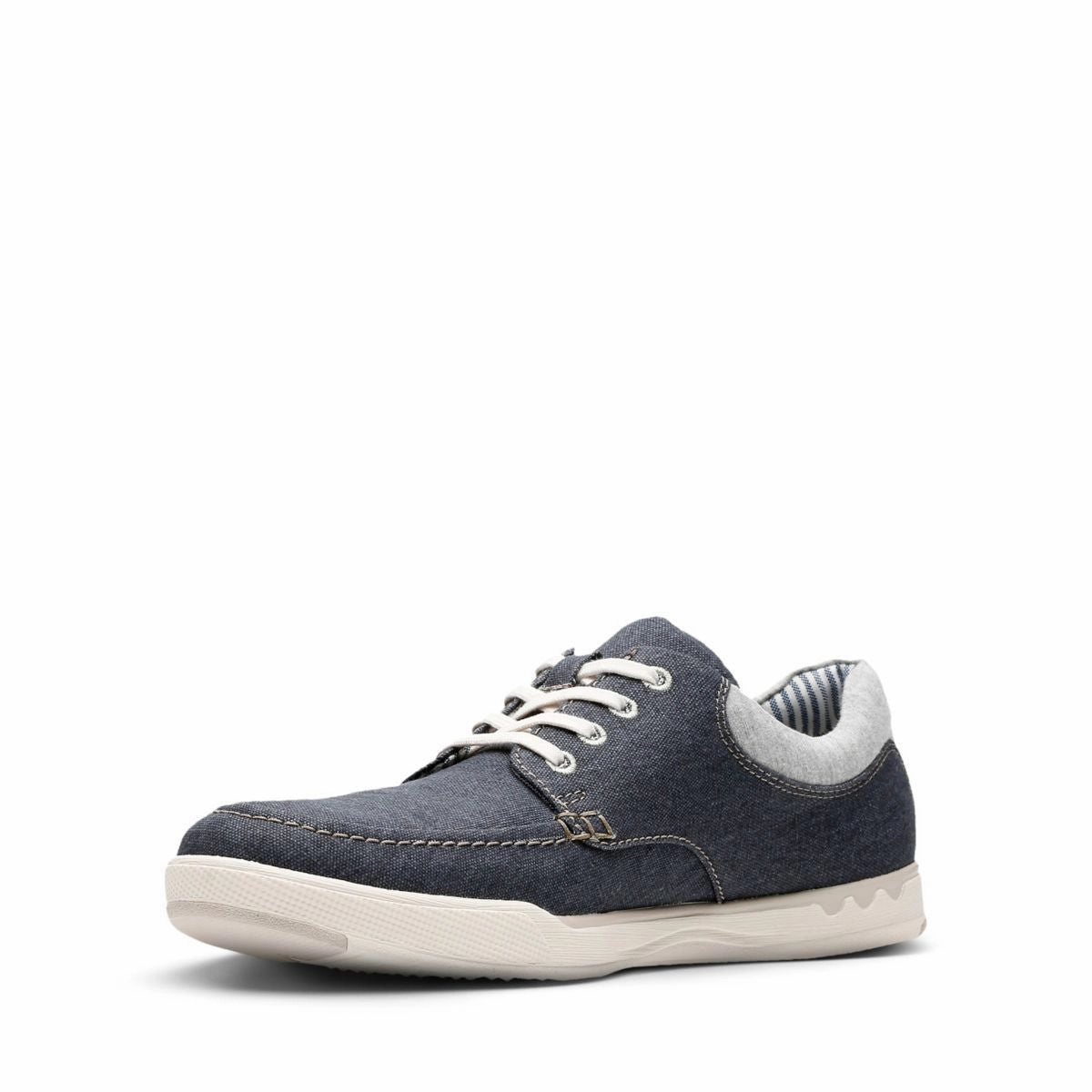 Step Isle Lace running in a golf course area shoes synthetic shoes