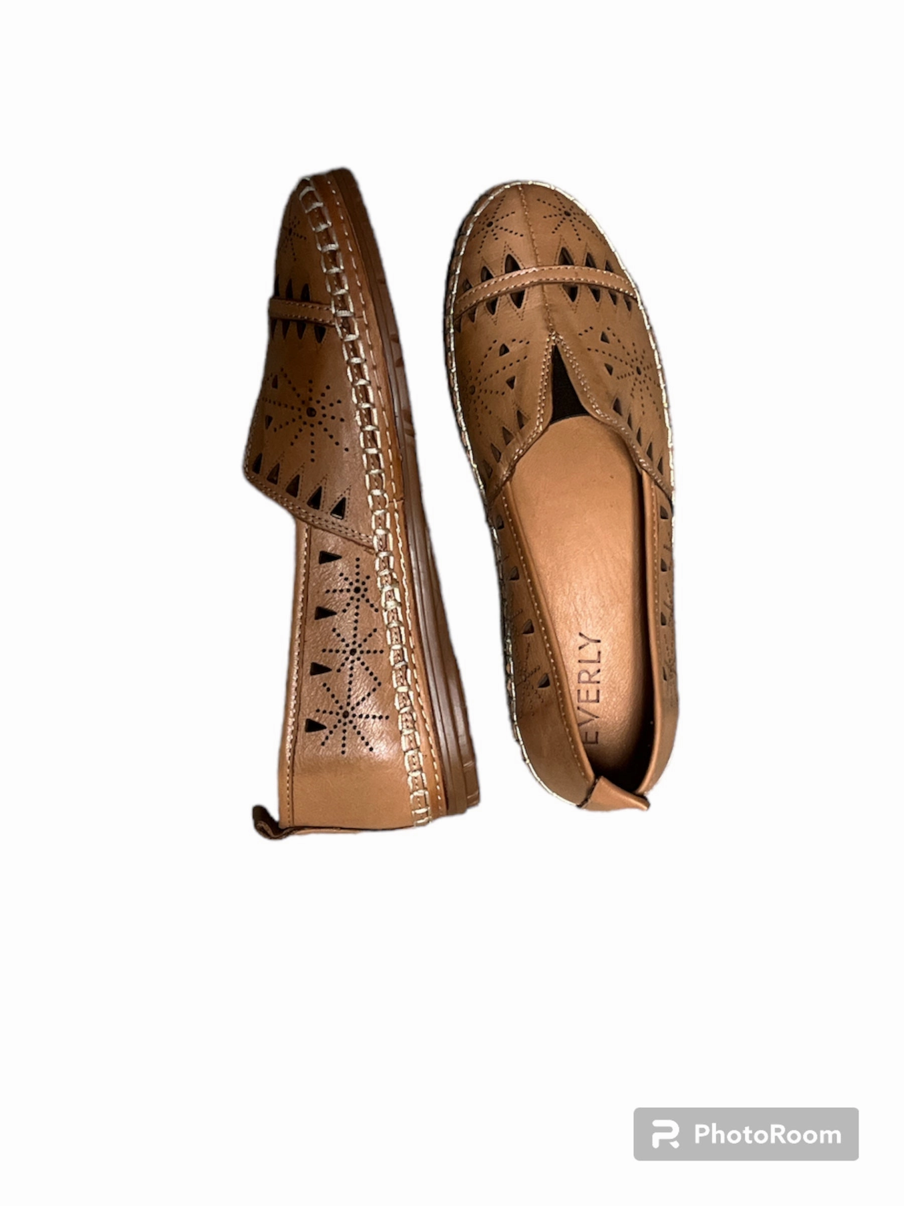 Emily-01 Tan Leather Pastel tone