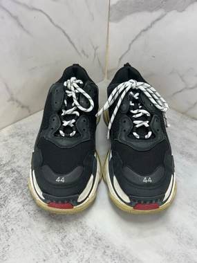Synthetic Upper Balenciaga Preloved Triple S Sneakers Black Size 44 LNS3674
