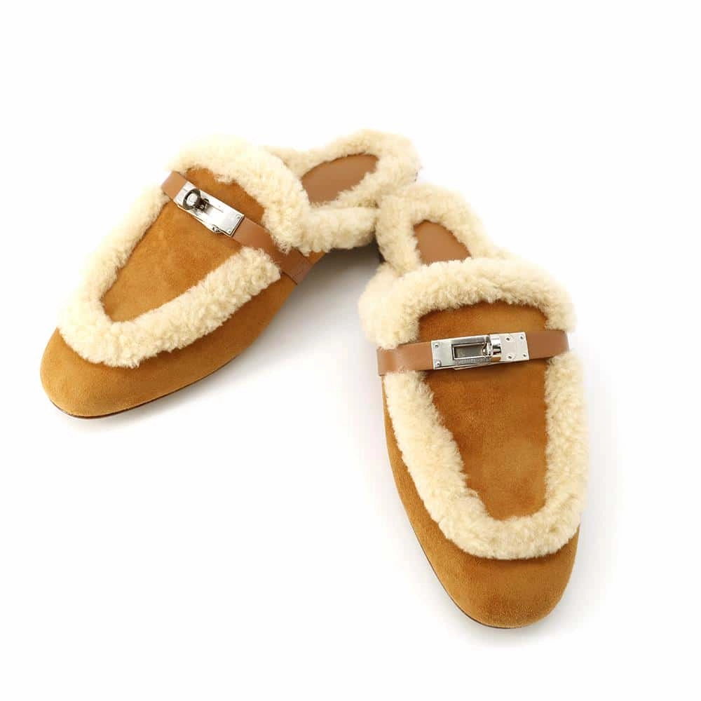 HERMES Oz Mule Natural/Ecru Chevre Velour Sheepskin Size 36 Travel Ready Classic Appeal