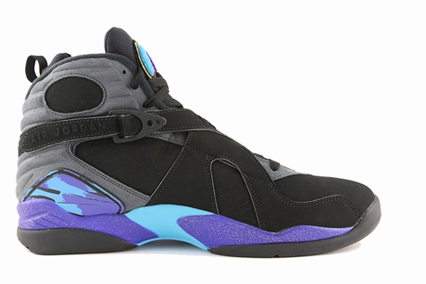 Comfort Tech Fantastic features Air Jordan 8 "Aqua"