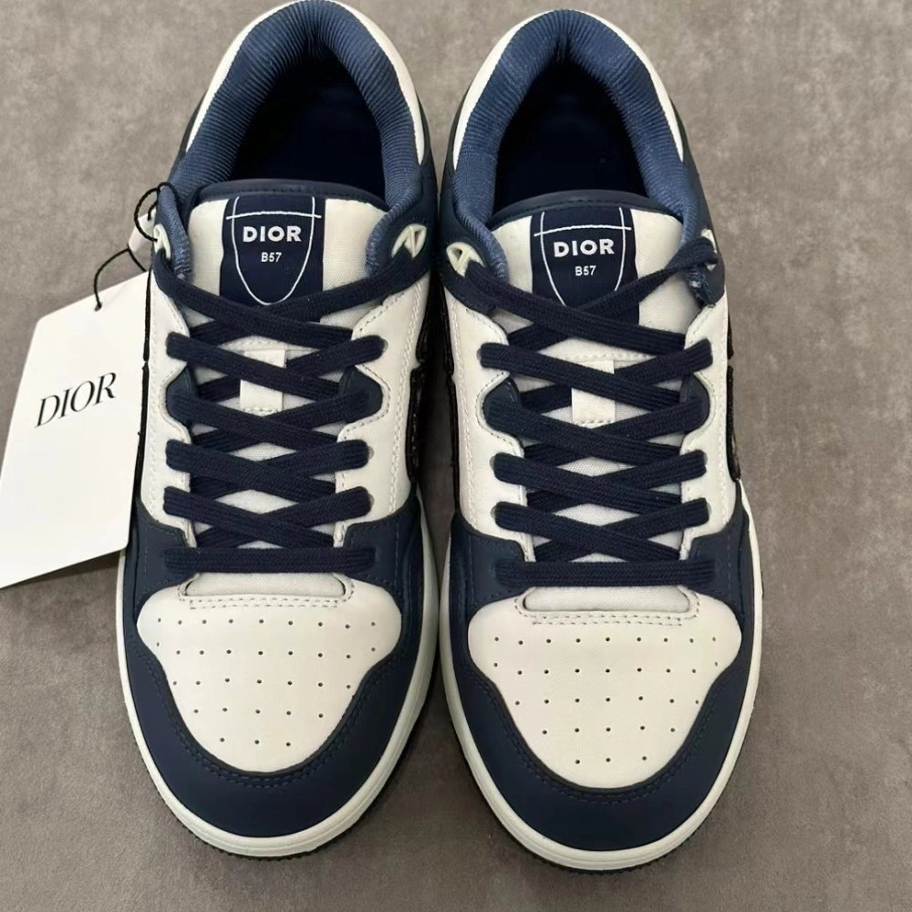 Supportive Fit Anti Collision Toe Box Navy Blue and White B57 Dribble Low-Top Sneaker Designer Sneakers for Men