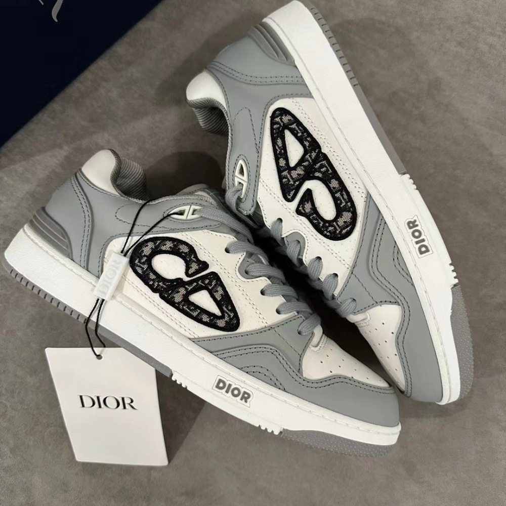 Easy Run Heat Retention Gray and White B57 Dribble Low-Top Sneaker Designer Sneakers for Men