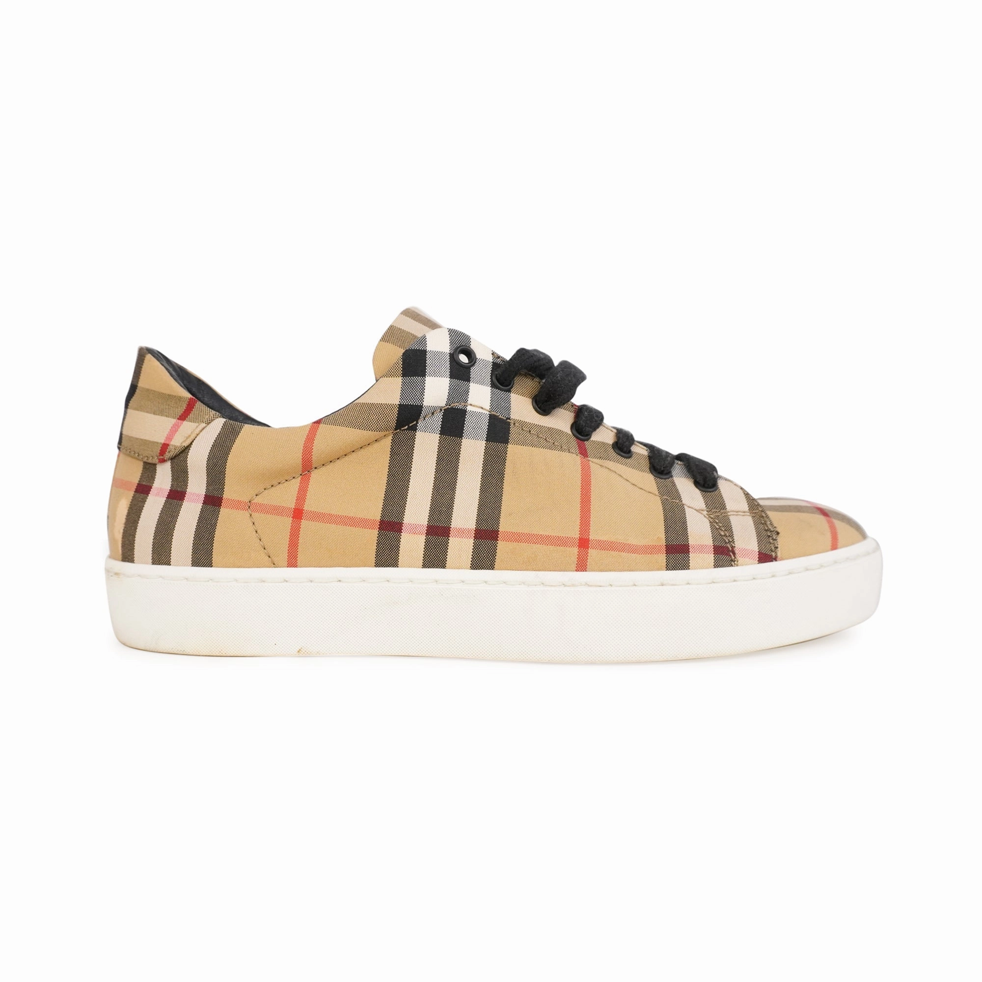 Burberry Novacheck Sneakers - Women's 38.5 Soft-touch design