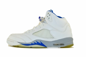 Stretching Air Jordan 5 "Stealth"