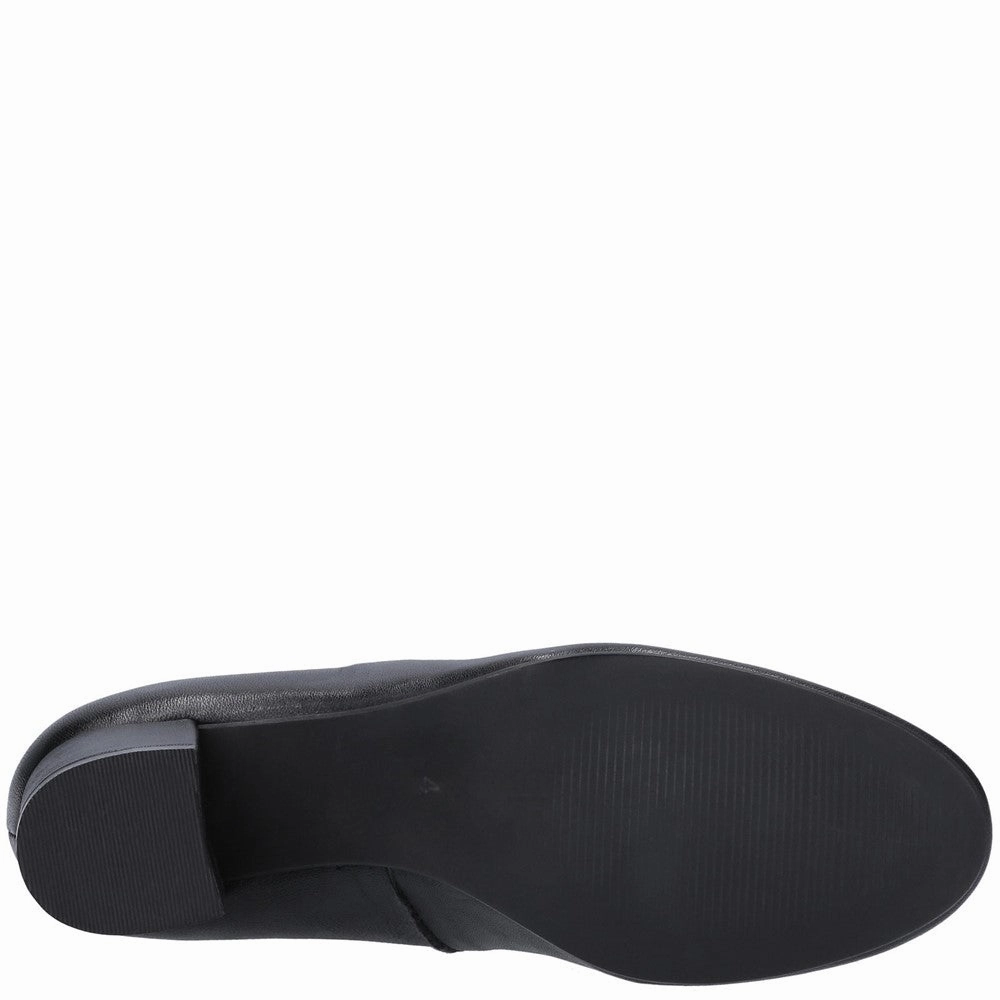 Minimal Edge Hush Puppies Anna Court Shoe