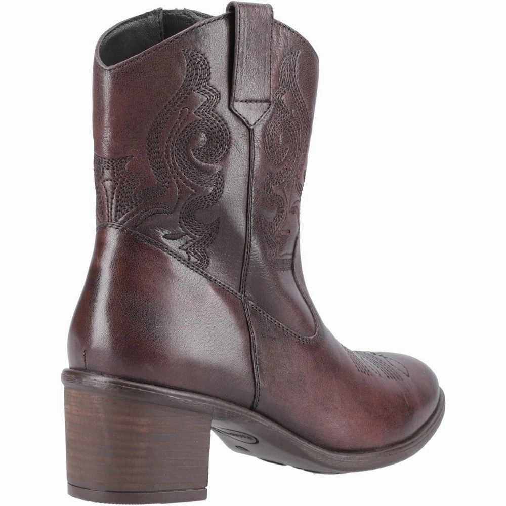 Weekend Walks Comfort Guarantee Hush Puppies Wynn Stitch Boot