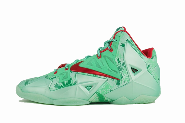 Ultra Compression EVA Blown Rubber Nike LeBron 11 "Christmas"
