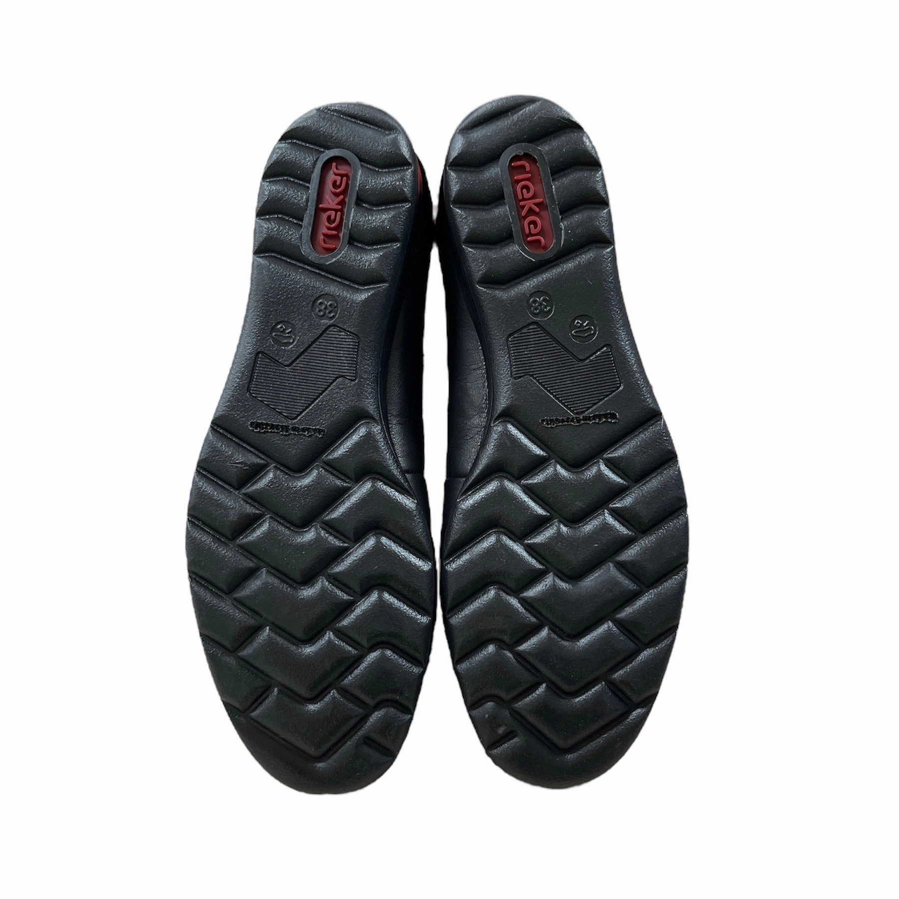 L9351-00 Slip On Black Celebrate Walk Sleek Mood