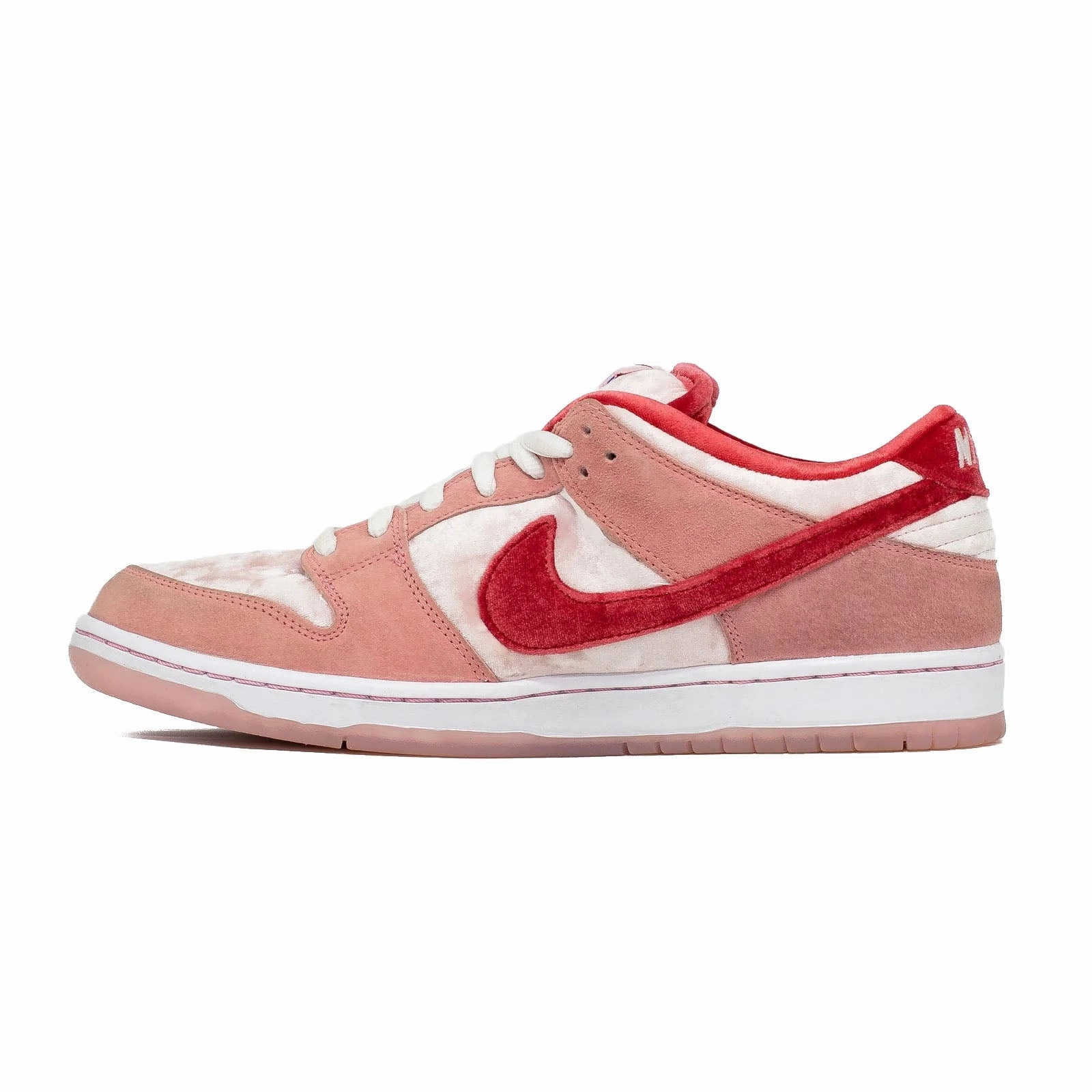 Nike SB Dunk Low, Strange Love Valentines Day (Special Box) Step Ready