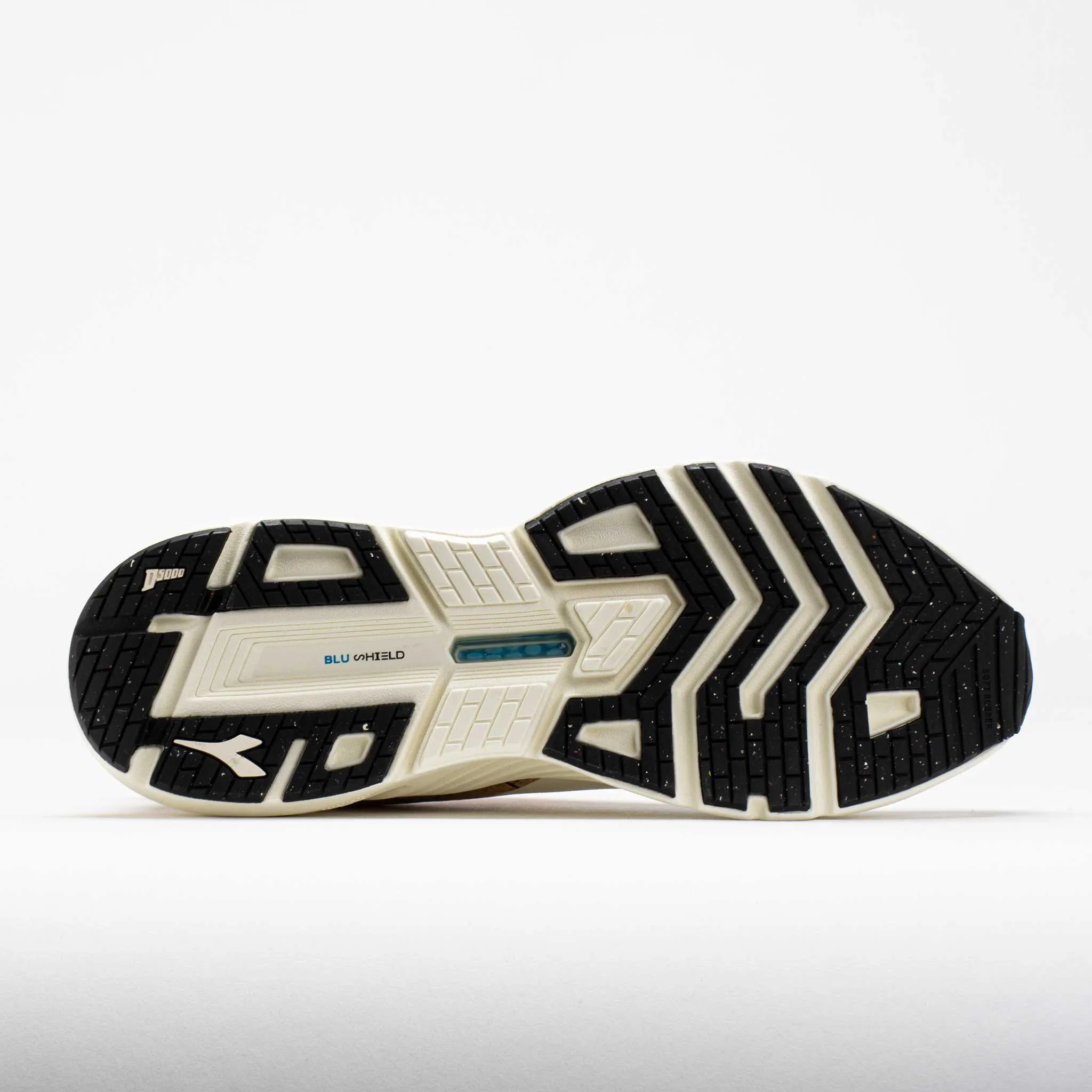 Renewable foot - alignment running shoes Diadora Mythos Blushield Volo 4 Men's  White/Black/Cayenne