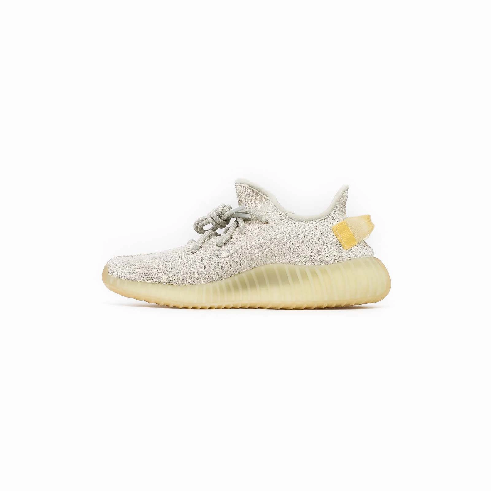 Feel Fresh Fresh Walk Yeezy Boost 350 V2 (Kids), Light