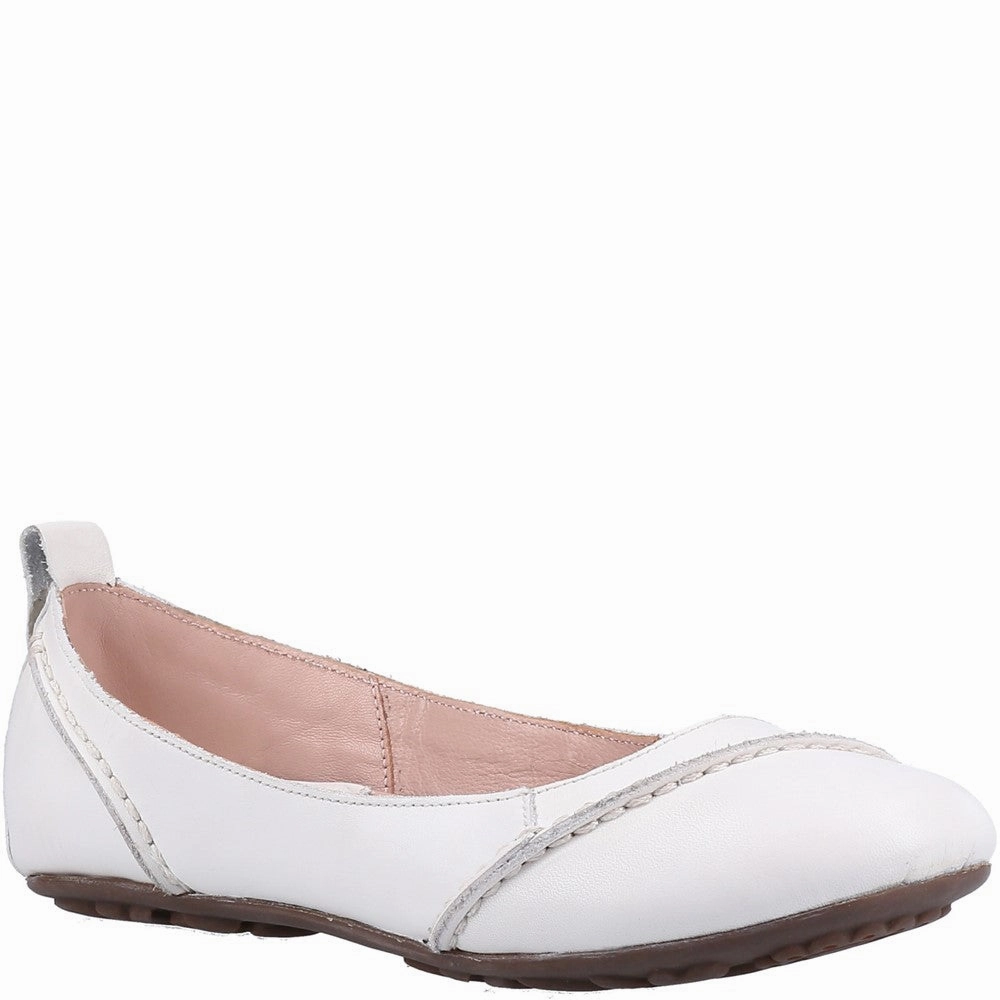 Fashion Layer light feel Hush Puppies Janessa Ballerina