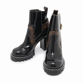 Eco Friendly Abrasion-resistant LOUIS VUITTON Star Trail Line Boots Noir Monogram Patent Leather Size 36 1/2