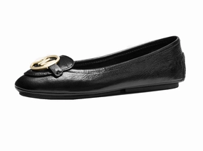Cozy Day Michael Kors Lillie Leather Flat