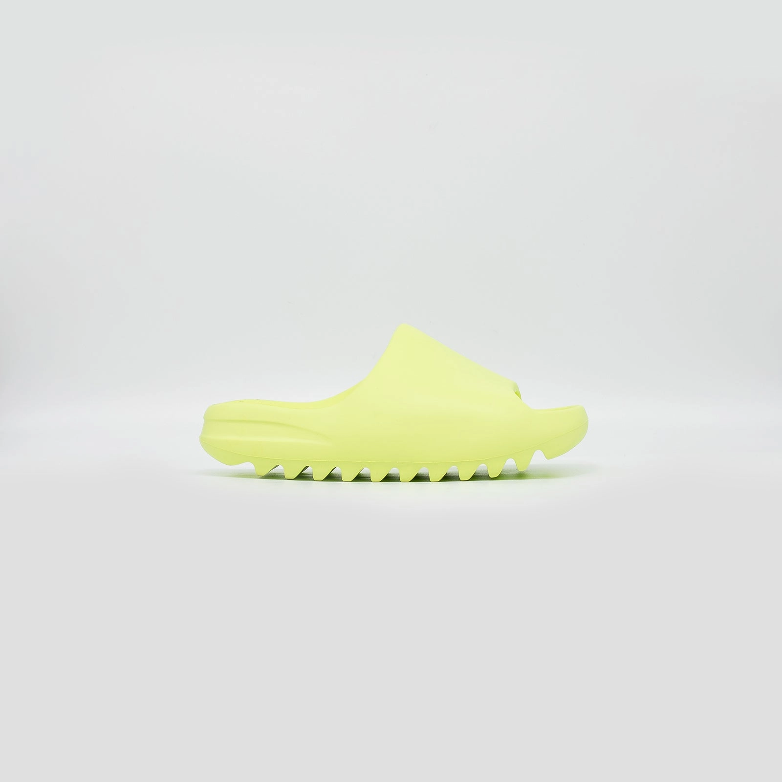 Yeezy Slides (Kids), Glow Green 2022 Daily Use Classic Look