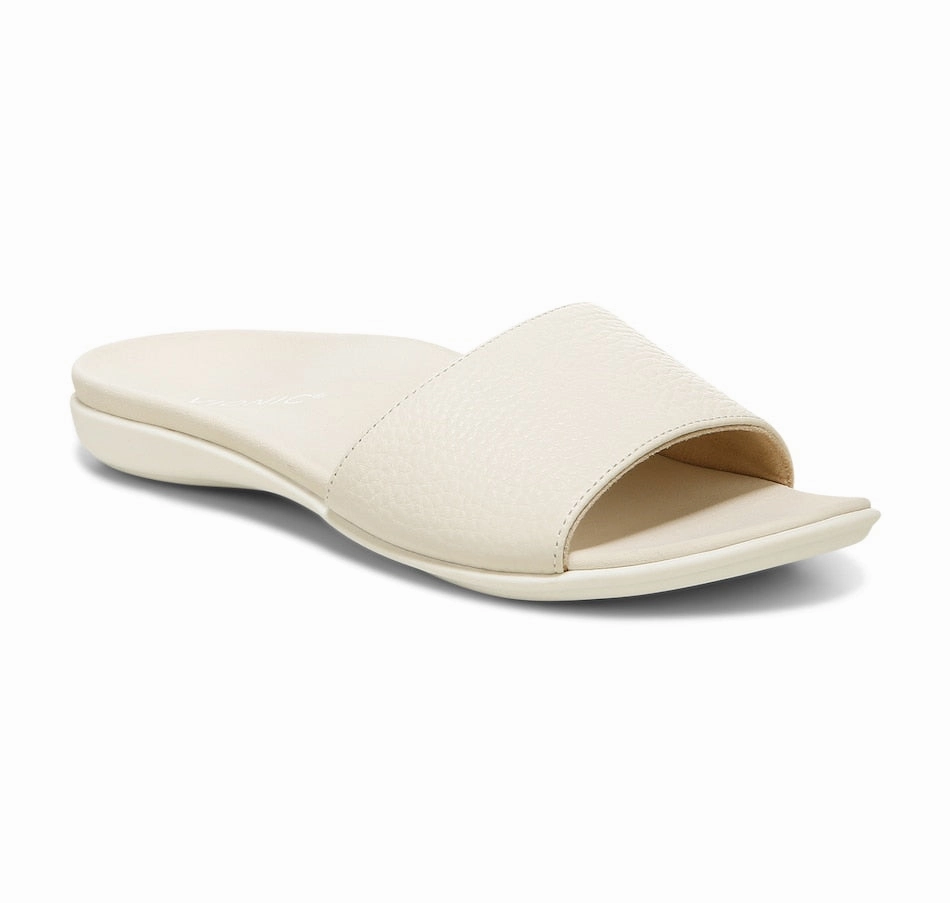Mirage Val Cream Toe Thong