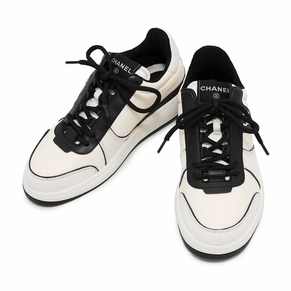 CHANEL CC Logo Low Cut Sneakers White/BlackG45212 Leather suede Size 38 Energy return