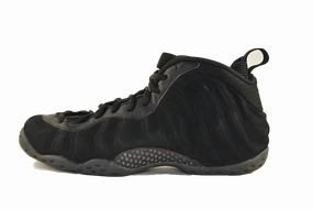 Nike Air Foamposite One PRM "Triple Black" ZipUp Airflow Channel System