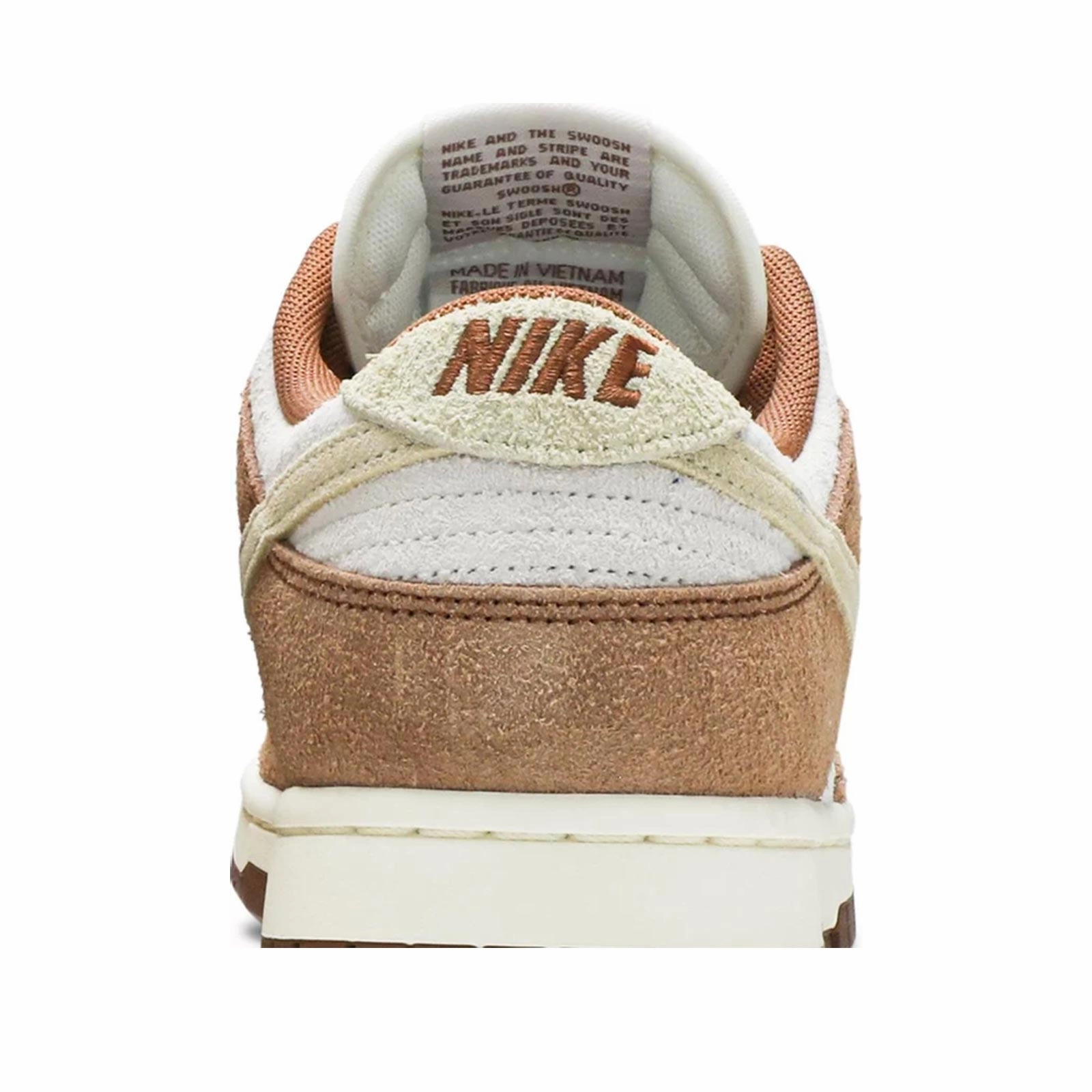 Nike Dunk Low, Medium Curry All-Weather Design