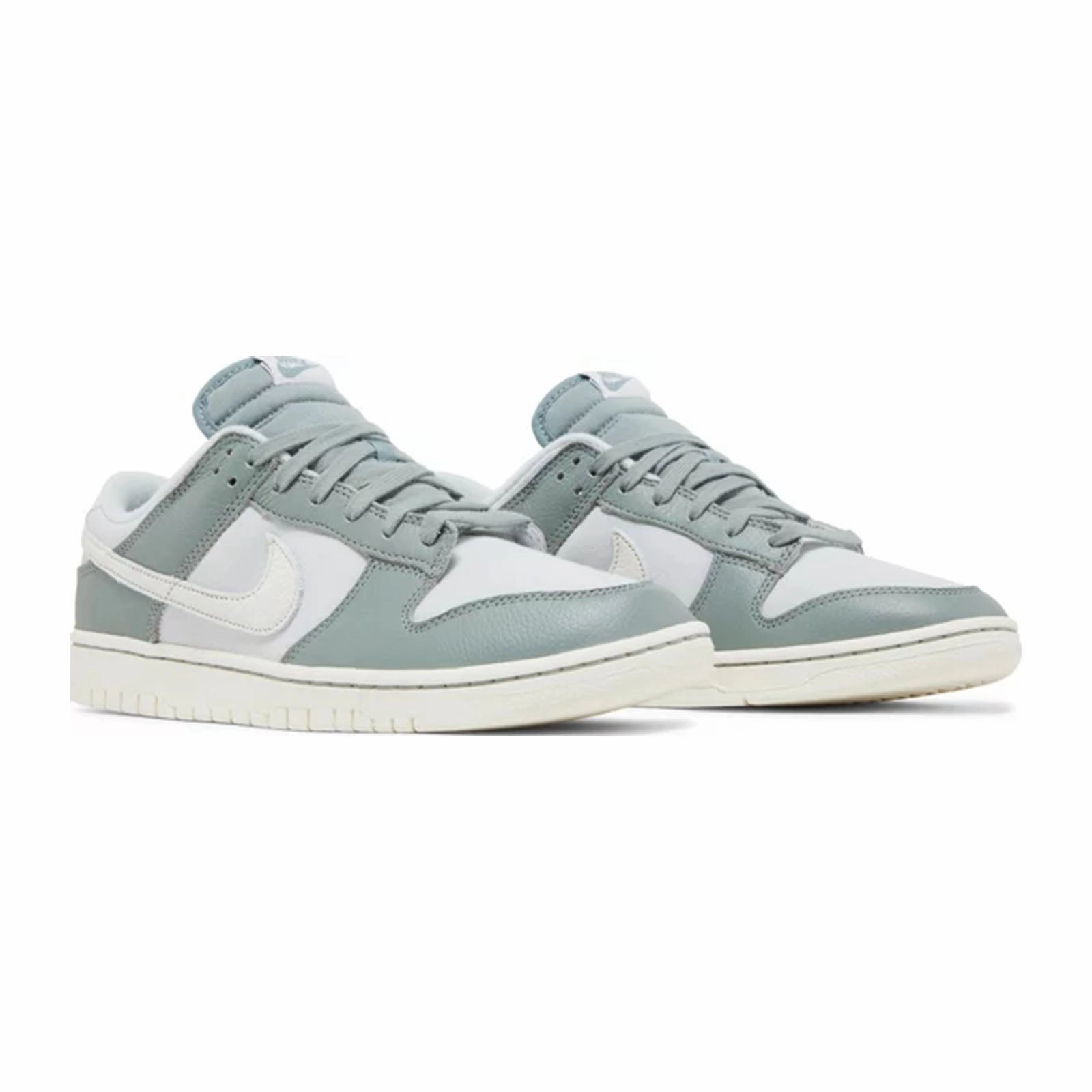 Durable Stitching Nike Dunk Low, Mica Green