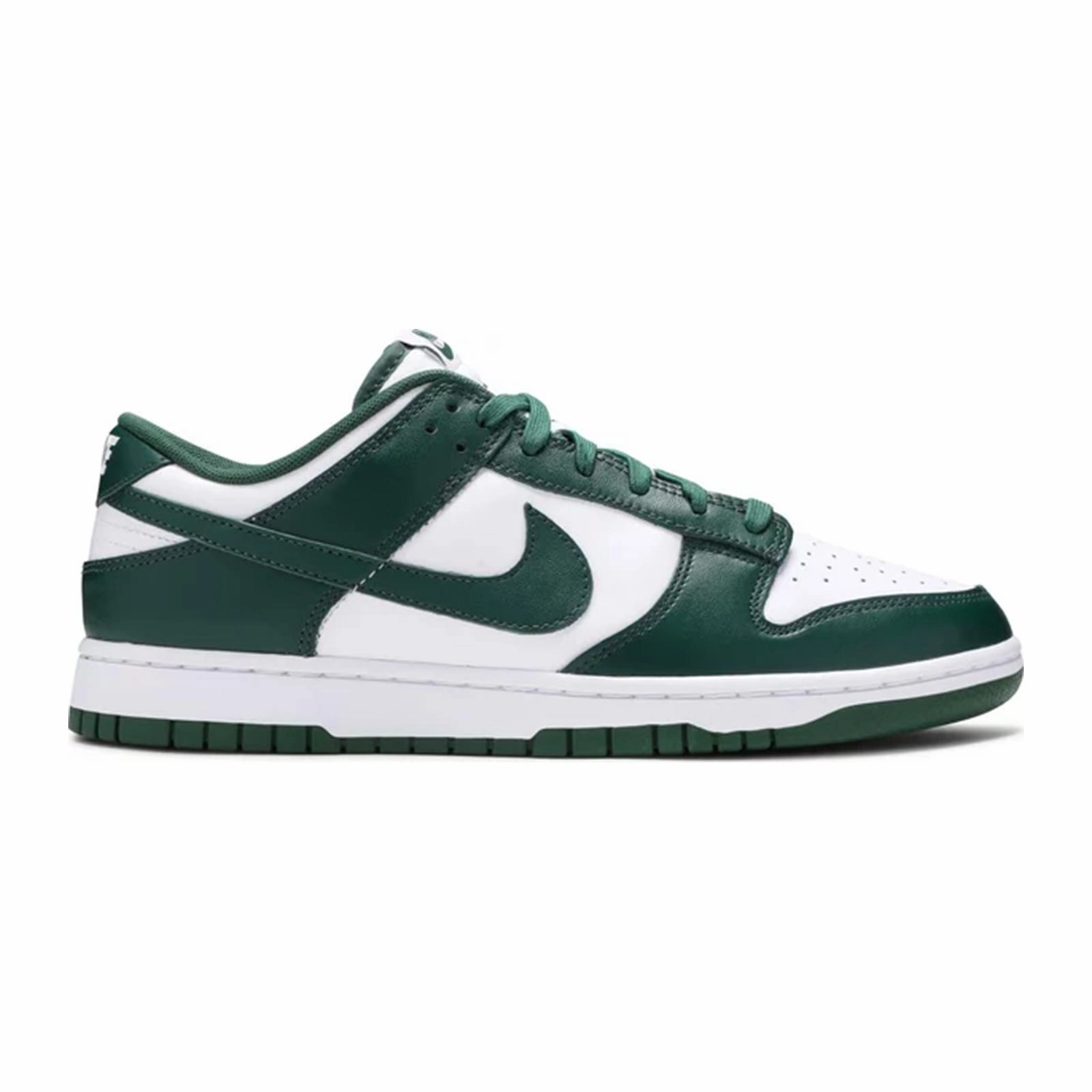 Nike Dunk Low, Michigan State perforated upper Smart Moves