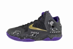 Ventilated Collar Design Nike LeBron 11 "BHM"